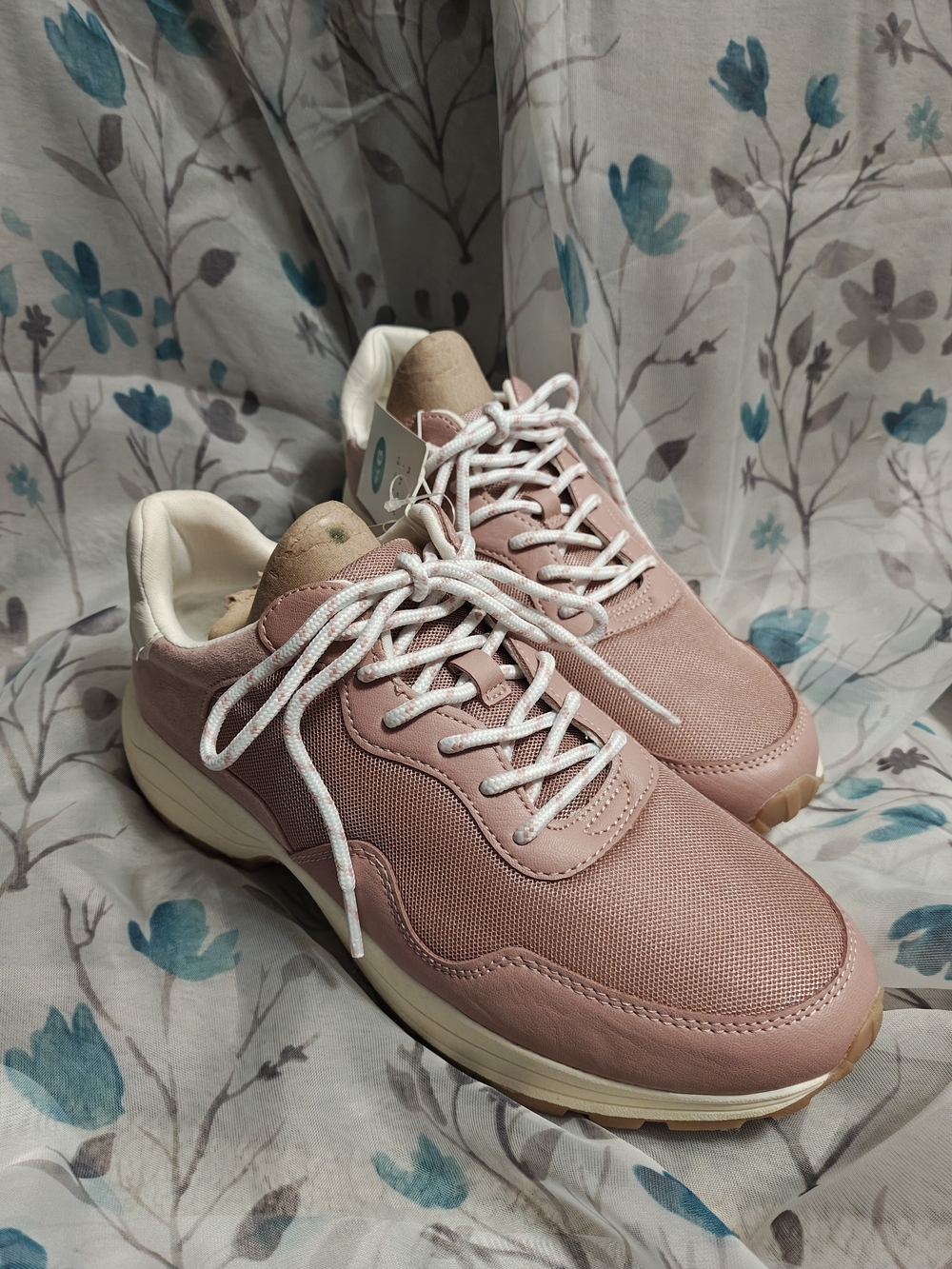 NWT Blush Pink Platform Sneakers - Women's 9.5